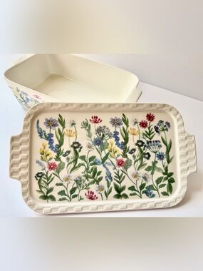Grace Pantry Spring Wildflowers Covered Casserole Dish Floral Baking Dish